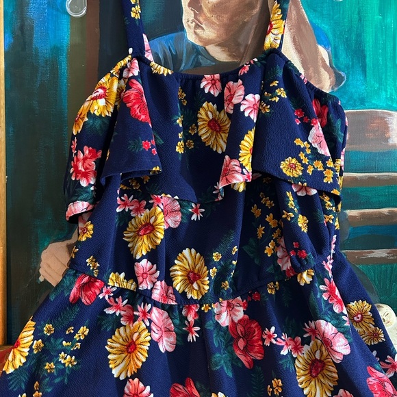 Floral Ruffle Jumpsuit in Navy Blue XL - Picture 4 of 16